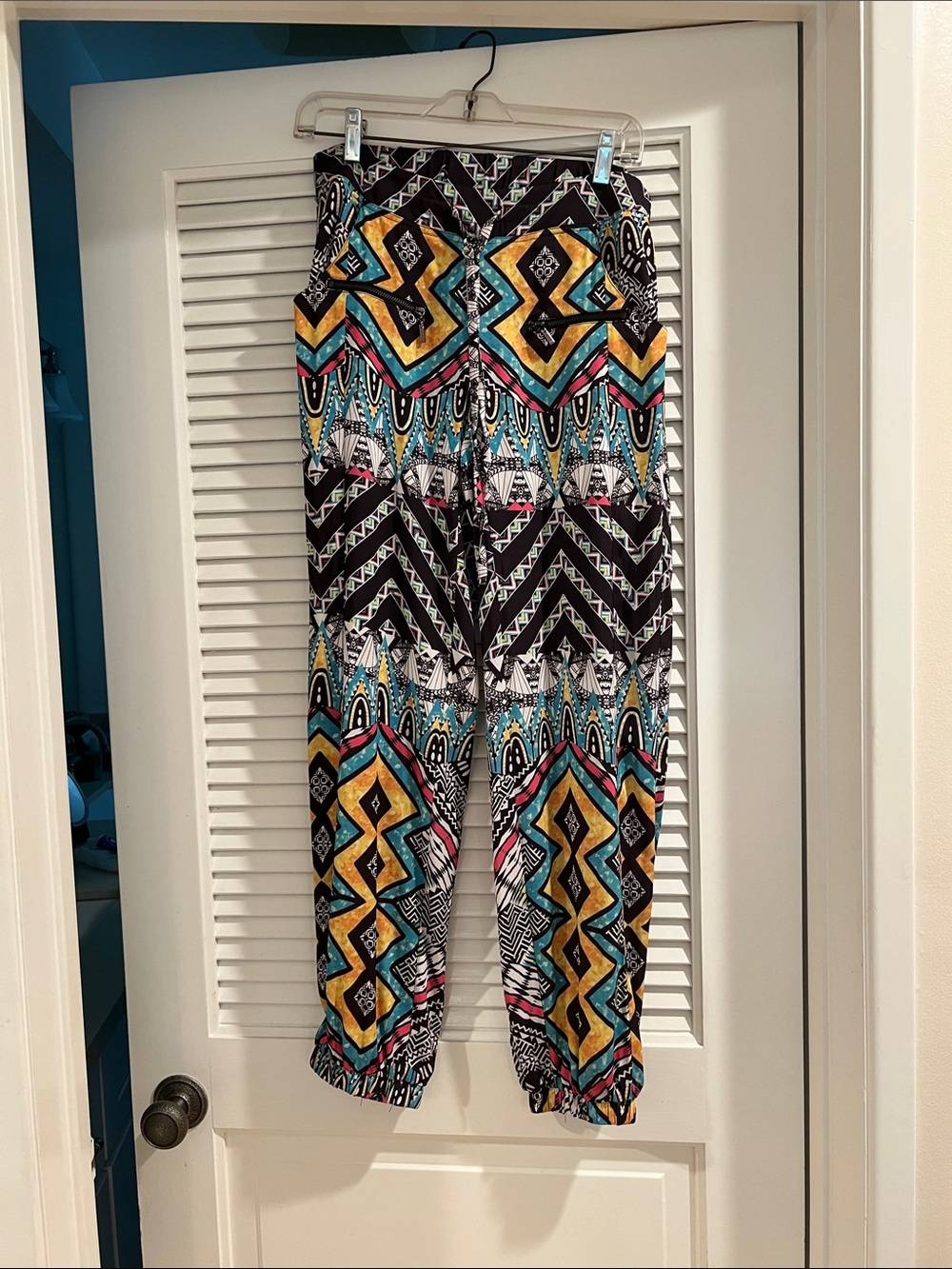 2B Bebe Geometric Print Elastic Waist Pants - Black, Yellow, Teal, Pink

Size S